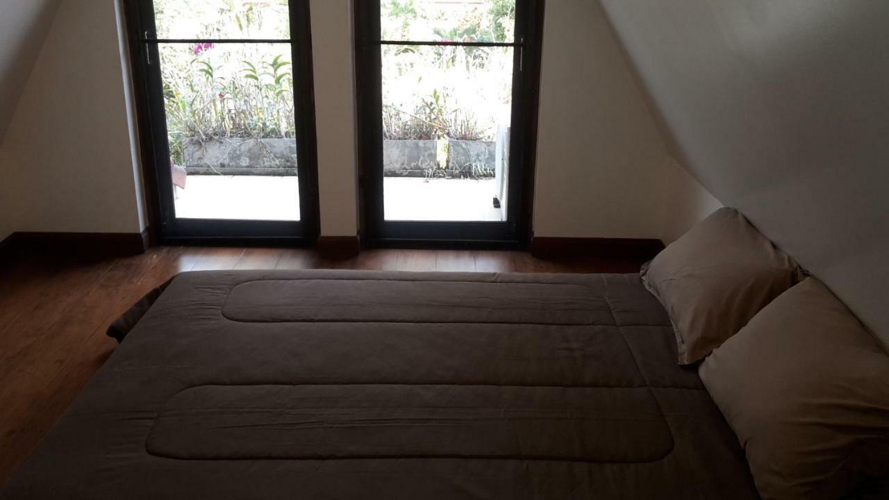 Periwinkle Villa 象岛 外观 照片